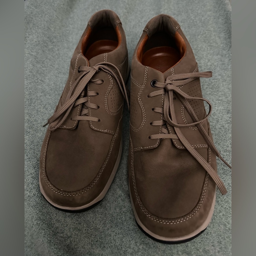 Men’s Dunham Shoes